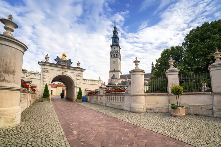 Krakow 1-Day Private Tour to Jasna Gora & Czestochowa