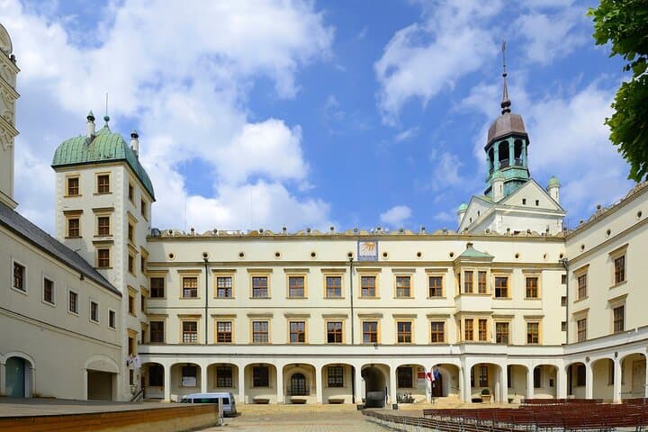 Szczecin Old Town & Pomeranian Dukes’ Castle Private Walking Tour