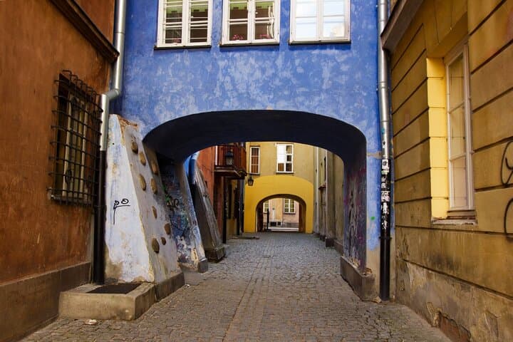 Warsaw: Old Town Highlights Private Walking Tour