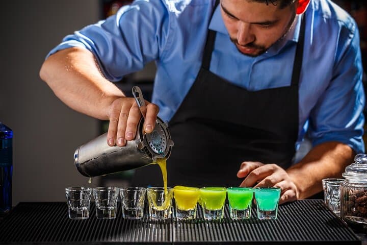 6-10 Vodka Shots Private Tasting Tour at Best Warsaw Bars