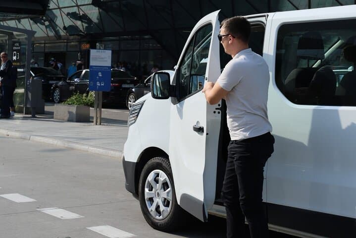 Private Transport from Airport to Krakow City Center Vice Versa