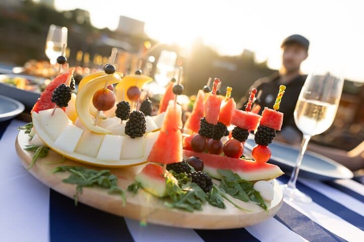 Vistula River Cruise with Polish Food and Drinks from Warsaw