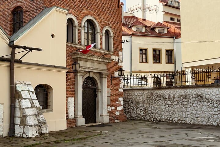 Jewish Quarter Kazimierz Guided Walking Tour in Krakow