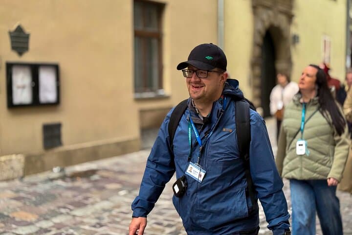 Krakow: Wawel Castle, Cathedral, Rynek Underground & Lunch