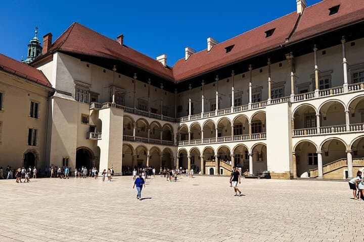 Wawel Castle and Cathedral St. Mary's Church, Rynek Underground
