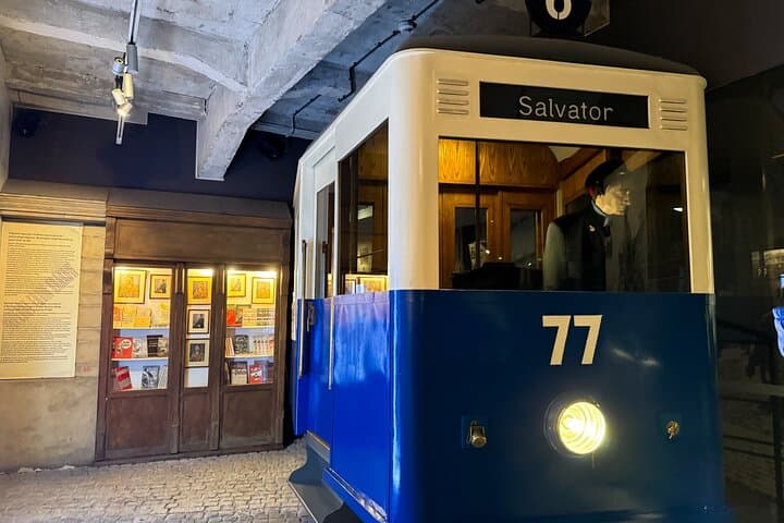 Krakow: Schindler's Factory Private Guided Tour