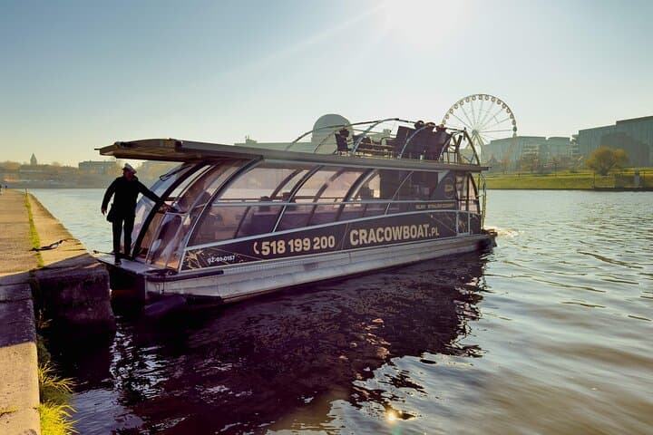 Krakow: River Cruise and Wieliczka Salt Mine Group Tour