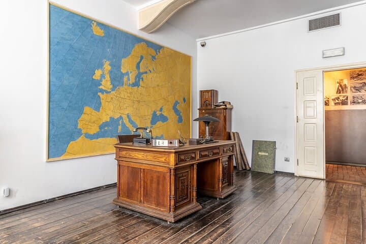 Full-Day Private Kazimierz, Schindler's Factory and Ghetto Tour