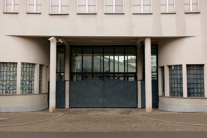 Private Jewish Quarter Kazimierz & Schindlers Factory Guided Tour