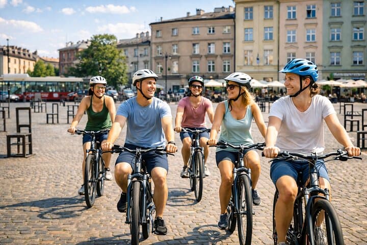 Krakow Highlights Bike Tour: Old Town & Kazimierz (4 Hours)