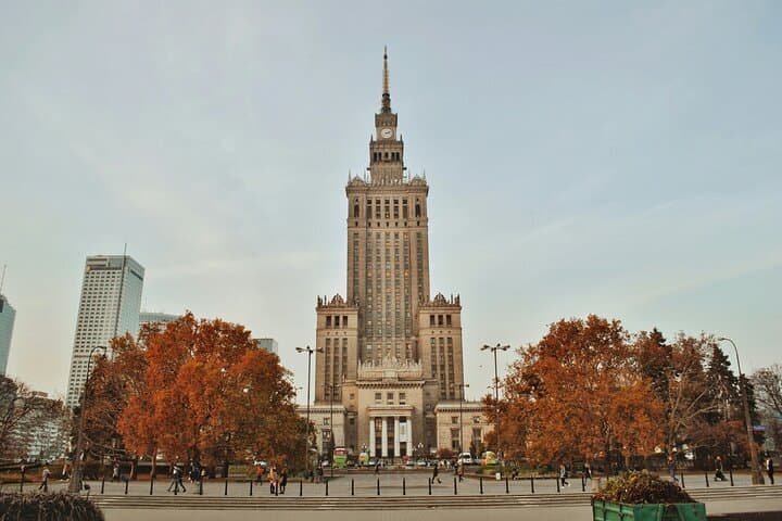 Explore Old town Warsaw with Student of Art on a Private Tour