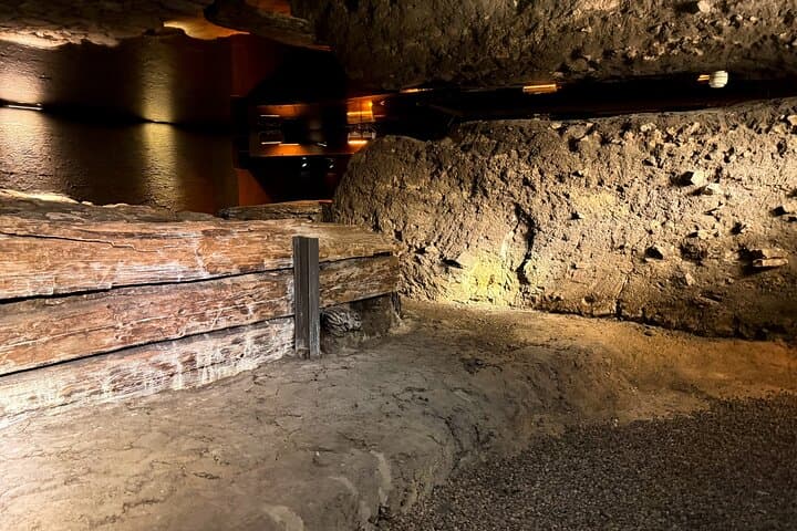Krakow Guided Tour of the Rynek Underground Museum