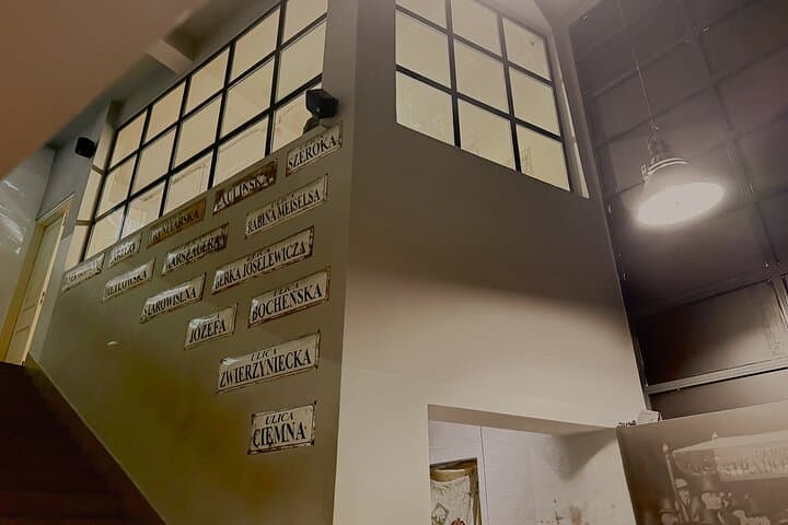 Krakow: Schindler's Factory Private Guided Tour