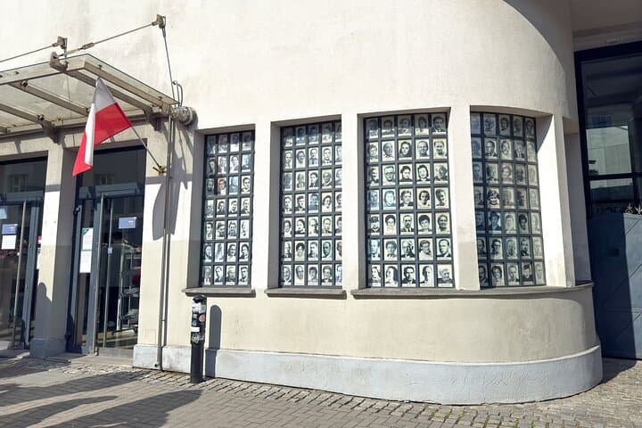 Krakow: Schindler's Factory Private Guided Tour