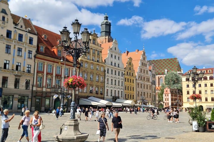 Wroclaw Private Guided Tour SHORT AND PROFESSIONAL. 2 pcs., 1 - 9 pers.