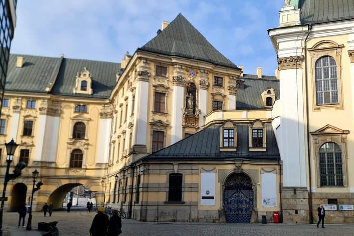Wrocław for seniors, sightseeing of the city with 3 entry tickets