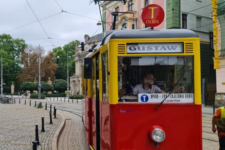 Wrocław - Tour with historical tram (1 - 4 persons)