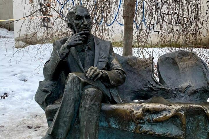 World War Two in Kraków: A Jewish Quarter Self-Guided Audio Tour