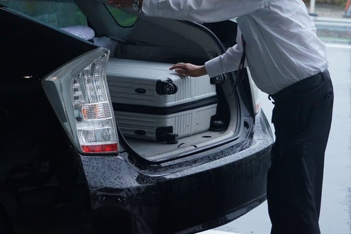 Private Transfer: Kobe Port Terminal ↔ Kobe