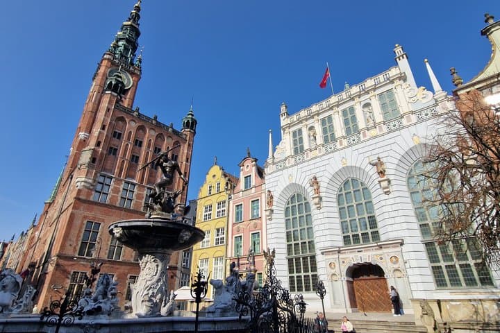 Warsaw to Gdansk or Gdansk to Warsaw private transfer
