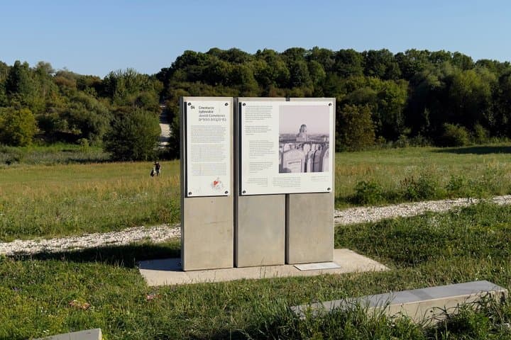 Guided Tour in Kraków-Płaszów Former Concentration Camp