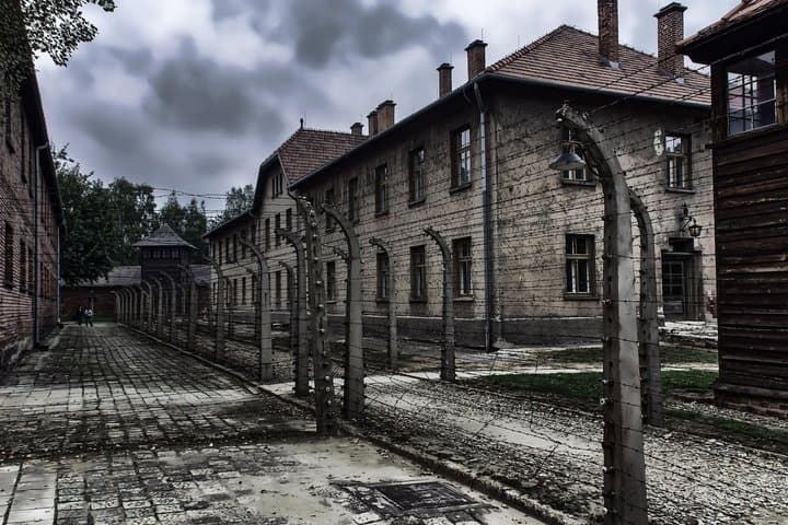 Private Guided Tour to Auschwitz Birkenau from Krakow