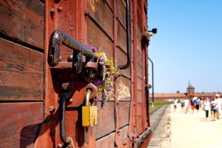 Private Guided Tour to Auschwitz Birkenau from Krakow