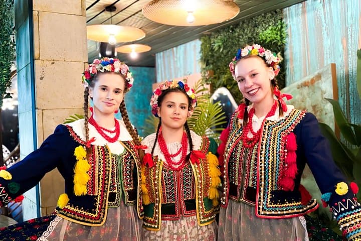 Taste and Folk Show Kraków City Center Experience