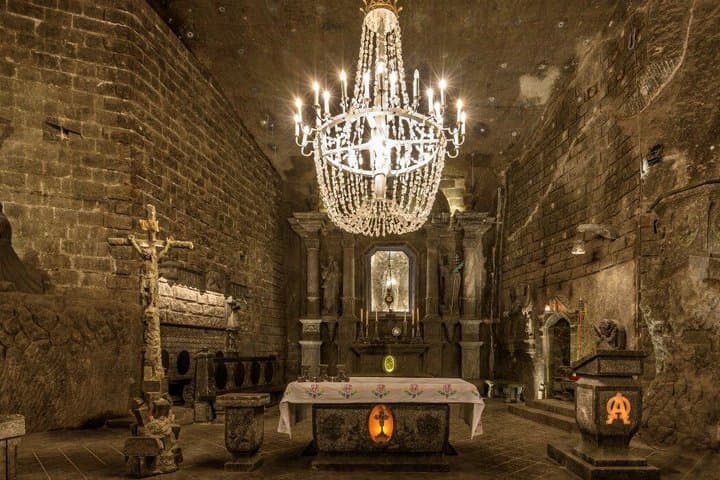 Wieliczka Salt Mine and Krakow from Warsaw