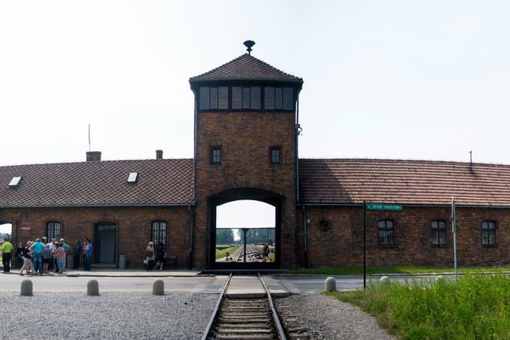 IG Farben, Monowitz and Auschwitz Guided Tour