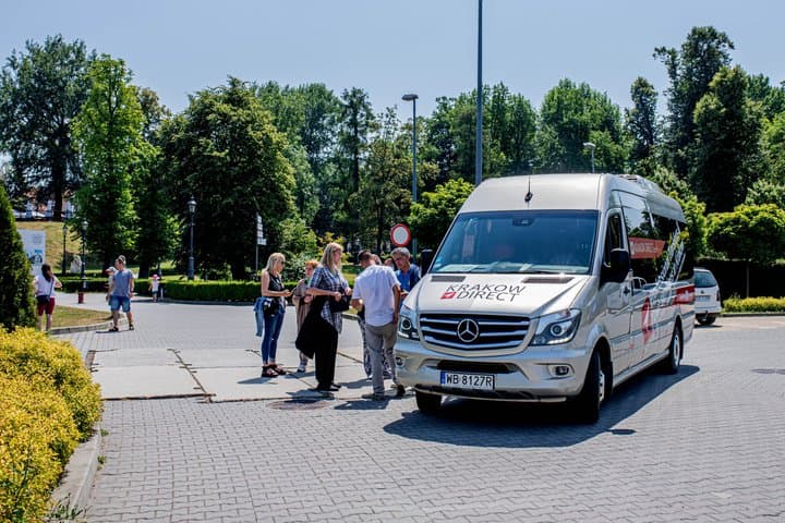 From Krakow: Salt Mine Fast-Track Ticket, Guide & Hotel Pick-up