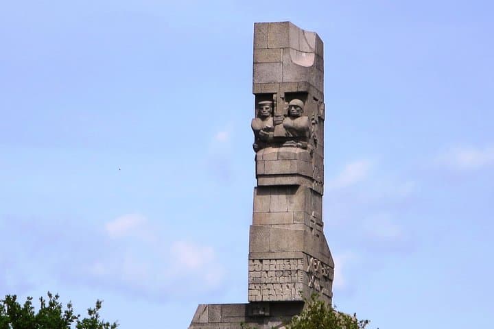 Westerplatte Guided Tour with Entry to Guardhouse No. 1