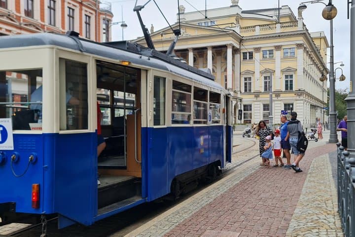 Wroclaw tour - historic tram with guide, 1.5 hours