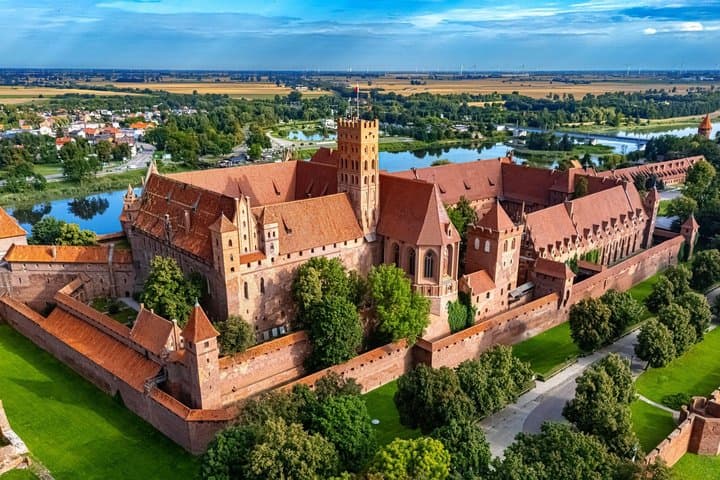 Private Malbork Castle Tour from Gdańsk Teutonic Fortress