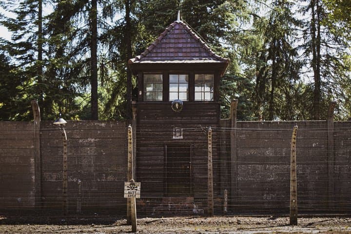 Auschwitz Birkenau and Wieliczka Salt Mine Full Day Tour