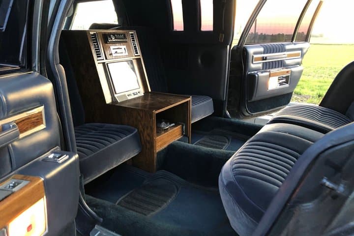 Krakow Private Tour in a Classic 1984 Cadillac 7 Meter Limo