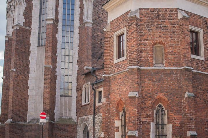 Krakow: Discover the Jewish Quarter with a Bike Tour