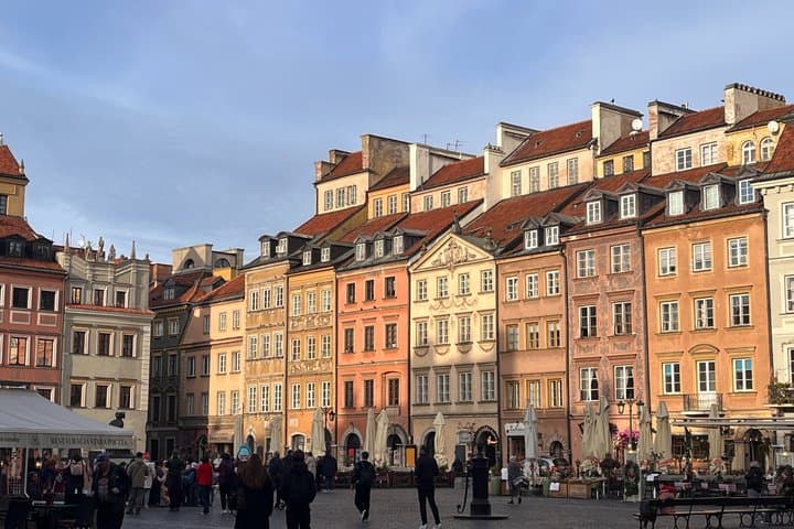 Warsaw History and Reality Walking Tour