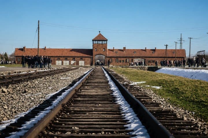Auschwitz Birkenau Guided Tour with Ticket Hotel Pickup Small Van