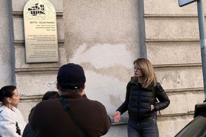 Former Jewish Ghetto Guided Walking Tour in Krakow