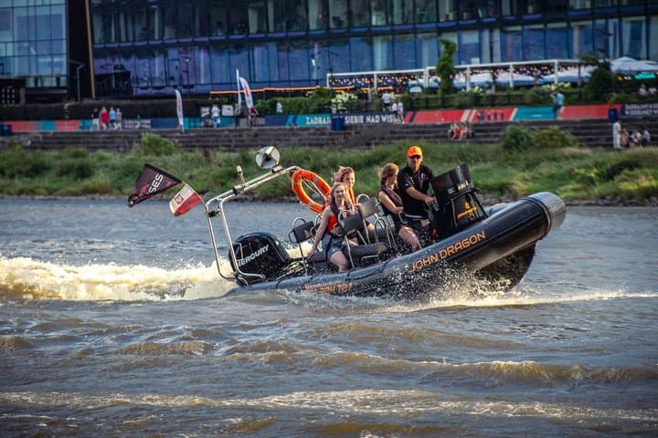 Thrilling Speedboat Ride on River in Warsaw