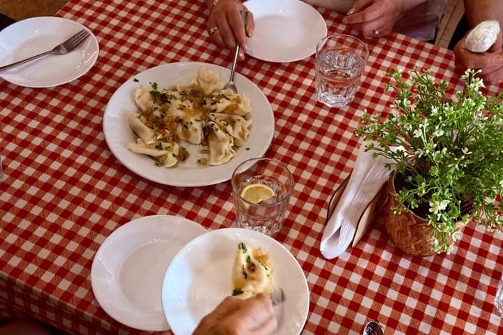 Krakow: Street Food Tasting Walking Tour