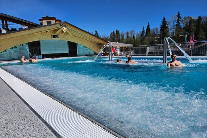 From Krakow to Chocholowskie Thermal Baths with Admission