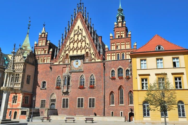 Wroclaw Scavenger Hunt & Highlights Self-Guided Walking Tour