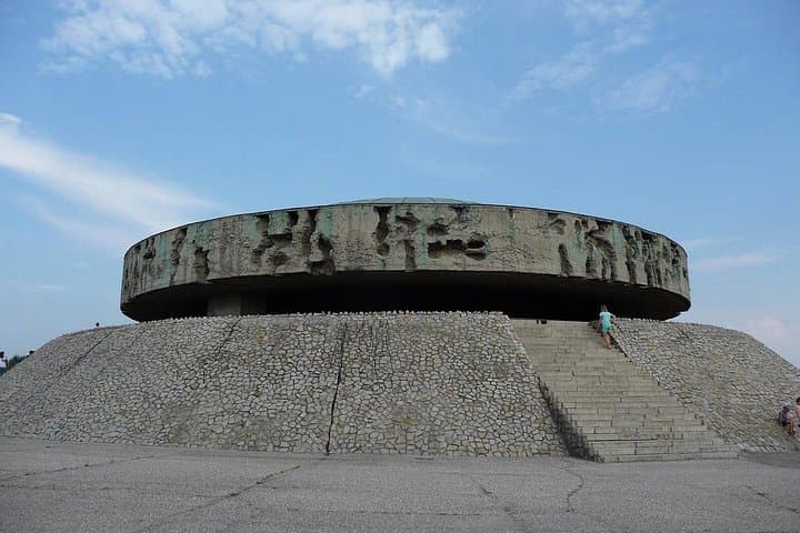 Majdanek Concentratration Camp Full Day Private Tour From Krakow