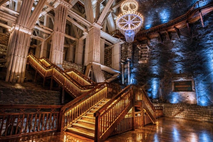 From Krakow: Salt Mine Fast-Track Ticket, Guide & Hotel Pick-up