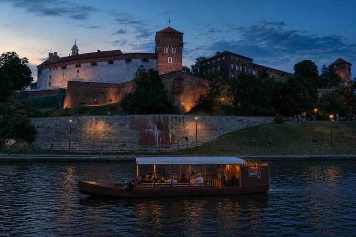 Krakow 1 Hour Traditional Gondola River Night Cruise