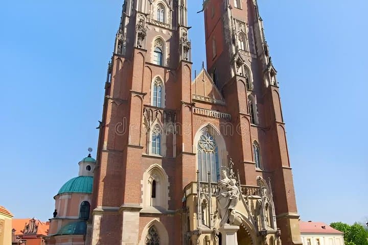 1,000 Years of Intrigue, 600 Dwarfs: Wrocław Self-Guided Tour