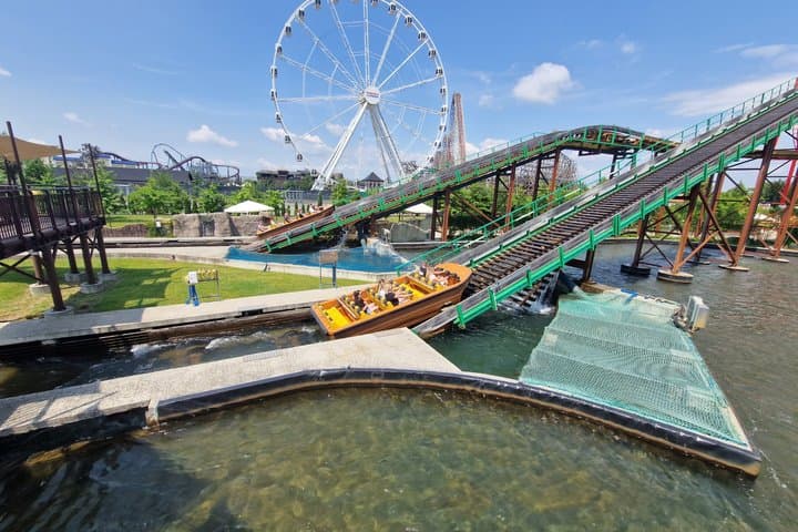 Round Trip Transfer to Energylandia Amusement Park