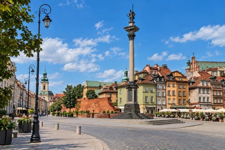 Self-Guided Podcast Tour: Warsaws Miraculous Resurrection